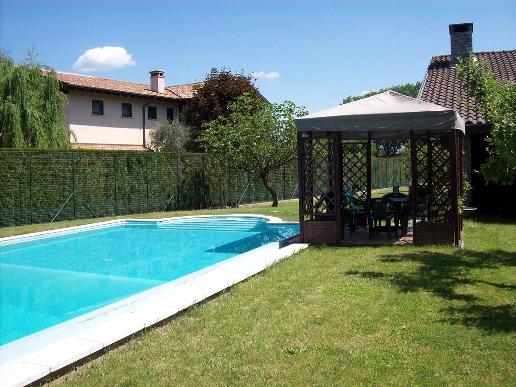 B&B Il Ciliegio Lomnago Exterior foto